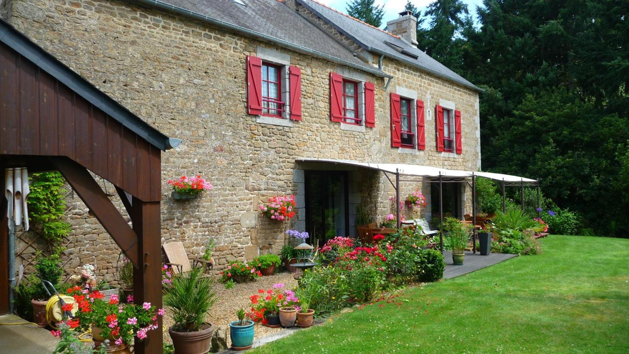 Chambres D'Hotes Le Bas Rassinoux Saint-Ouen-des-Alleux Exterior foto