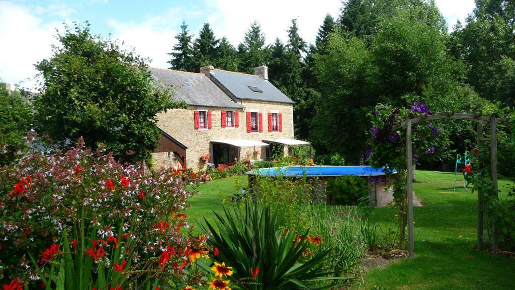 Chambres D'Hotes Le Bas Rassinoux Saint-Ouen-des-Alleux Exterior foto